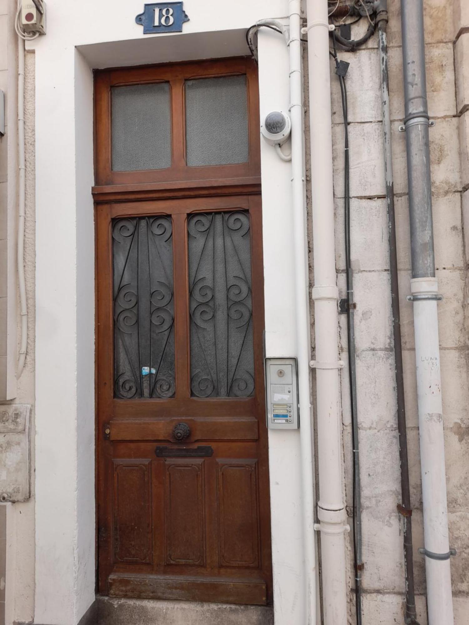 Le Nid D'Hirondelles - Appartement De Caractere Hypercentre Au Calme 博格斯 外观 照片